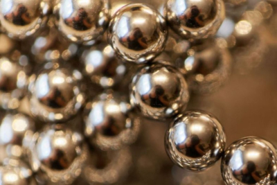 Врачи вытащили из ребенка &ldquo;змею&rdquo; из магнитов в Караганде