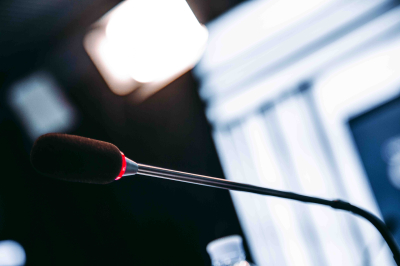 Радио Судного дня выдало в эфир два новых слова