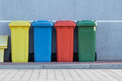 Где в Алматы принимают пластик, макулатуру, стекло и батарейки