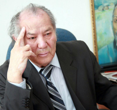 Ушел из жизни писатель и драматург Дулат Исабеков