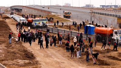 &laquo;Таза Қазақстан&raquo; в Астане: в районе Сарайшык высадили более 500 деревьев