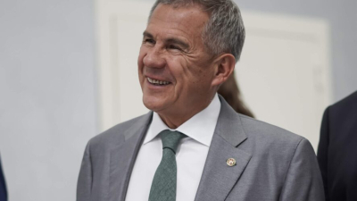 Минниханов наградил ученого Российской академии наук Олега Синяшина орденом "Дуслык" 26/02/2026 &ndash; Новости