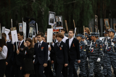 &laquo;Бессмертный полк&raquo; снова онлайн, парад и салют &ndash; как пройдет День Победы в Челнах