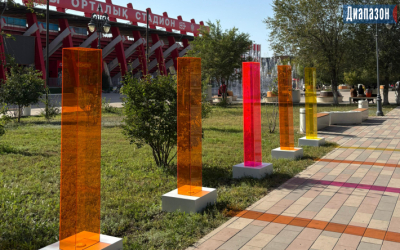 Сверкают и переливаются светом. Светящиеся украшения появились в центре Актобе