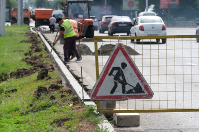 О завершении ремонта магистральных улиц заявили в акимате Алматы