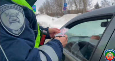 Инспекторы Казани остановили водителя с долгами более 200 тысяч рублей