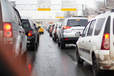 Экономия на этих трех вещах убивает водителей. Автоэксперт назвал роковые ошибки