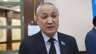 Кадры «старой» власти нужно отправить в отставку, считает депутат Жанбыршин 