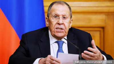 Президент Казахстана прилетел в столицу России на День Победы