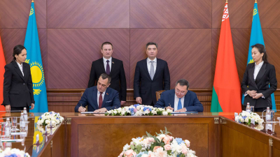 Ряд двусторонних документов подписали Казахстан и Беларусь