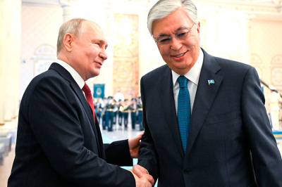 Путин и&nbsp;Токаев подписали заявление о&nbsp;семи основах дружбы